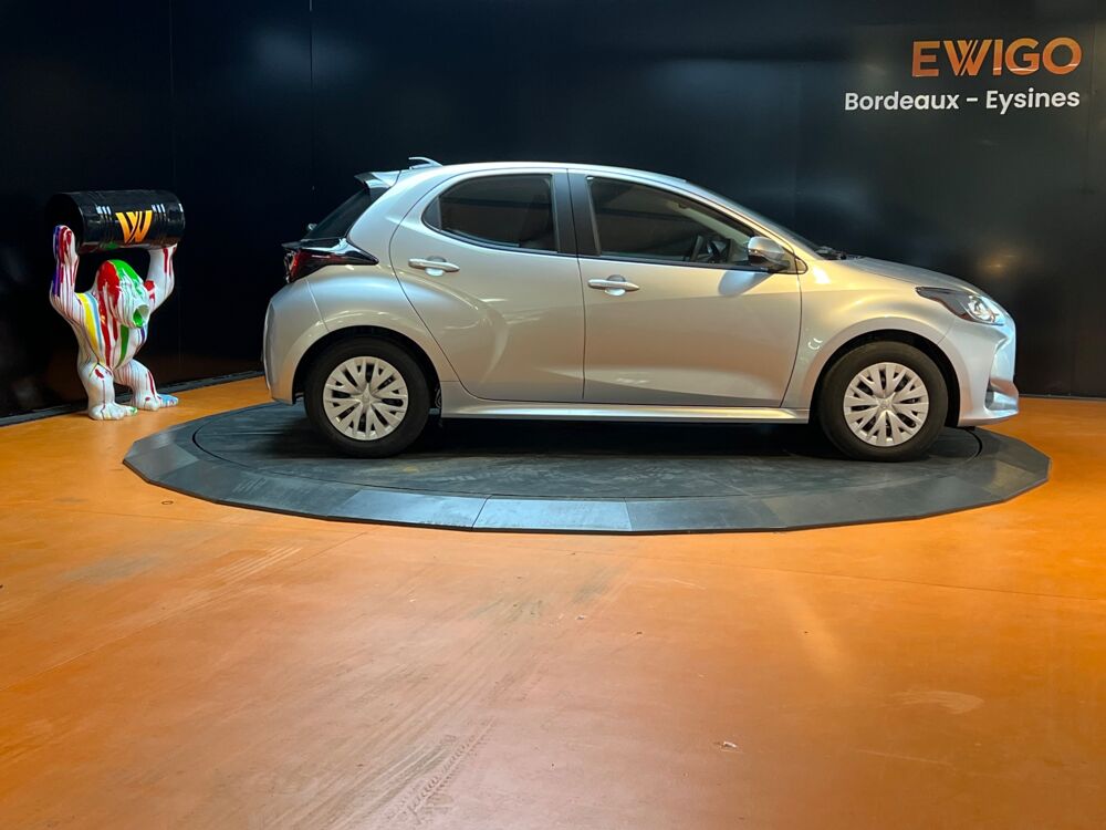 Yaris 1.5 VVTI 116H 90Ch FULL-HYBRID 0.8KWH DYNAMIC E-CVT BVA 2025 occasion 33320 Eysines