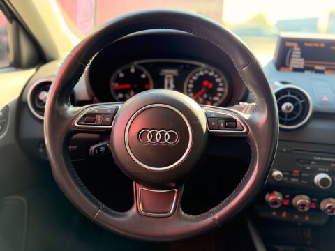 A1 SPORTBACK 1.6 TDI 105Ch AMBITION LUXE - 1ERE MAIN - DISTRIBU 2014 occasion 76150 Saint-Jean-du-Cardonnay