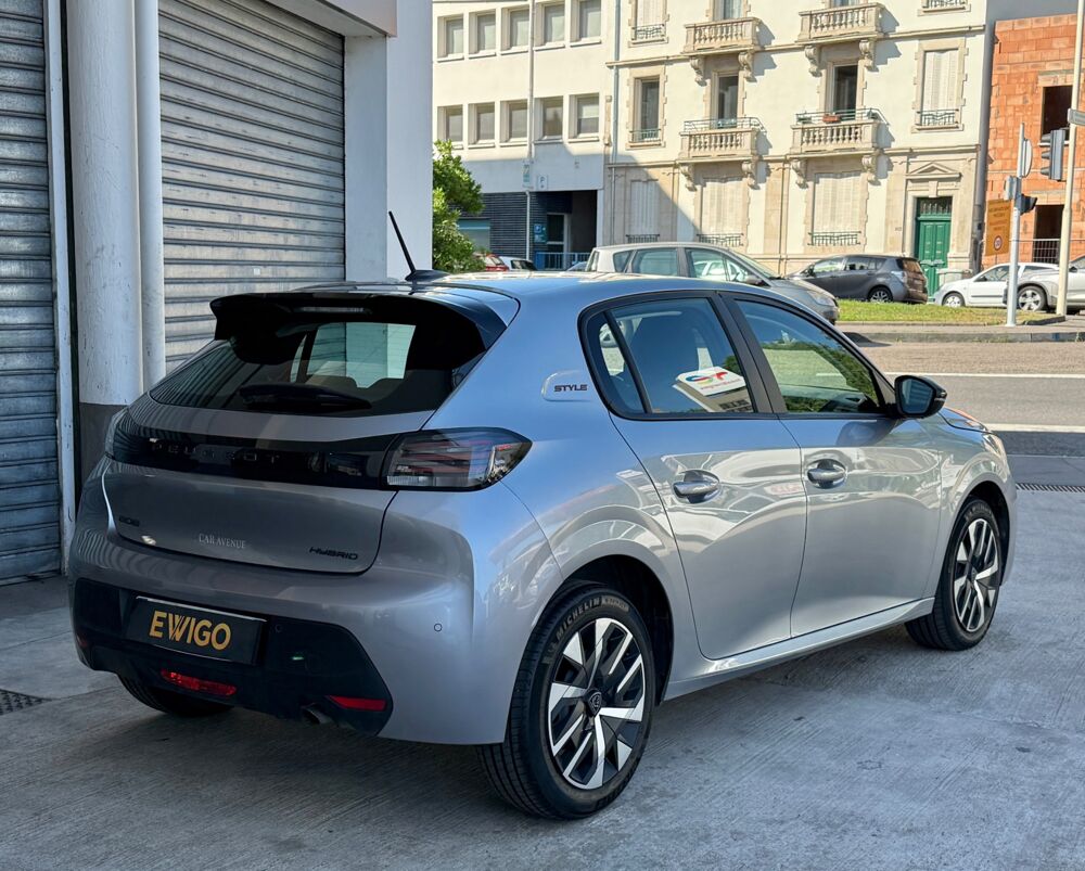 208 II (2) 1.2 HYBRID 110 STYLE E-DCS6 + RADARS AR + CARPLAY + 1 2025 occasion 54000 Nancy