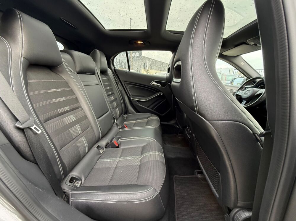 Classe GLA 2.2 220 D 175 FASCINATION 7G-DCT BVA - CAM&Eacute;RA DE RECUL - TOI 2018 occasion 27000 &Eacute;vreux