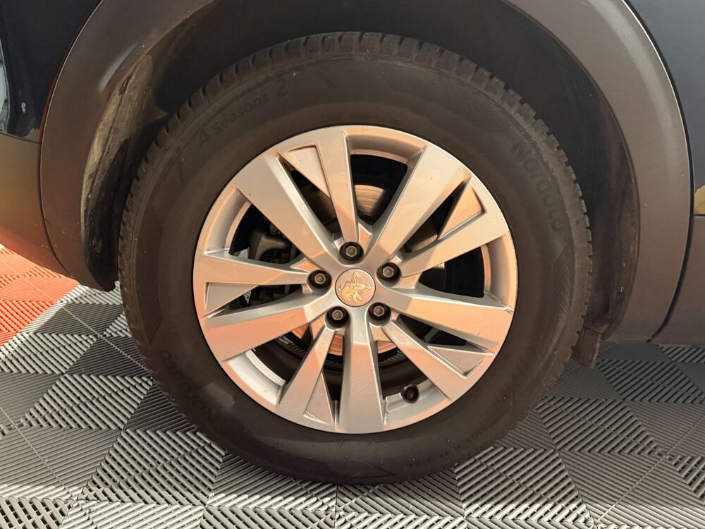 3008 GENERATION-II 1.2 PURETECH 130ch ACTIVE 2019 occasion 81990 Puygouzon