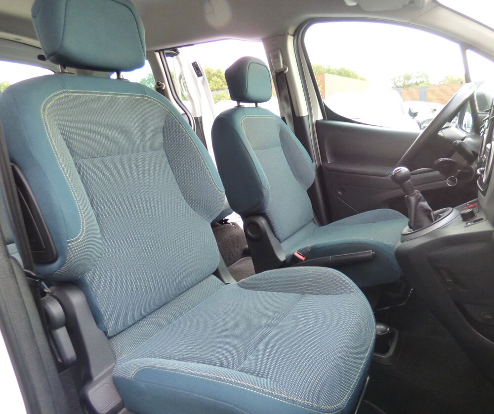 Berlingo GENERATION-II MULTISPACE 1.6 BLUEHDi 75 FEEL 2017 occasion 33210 Maz&egrave;res