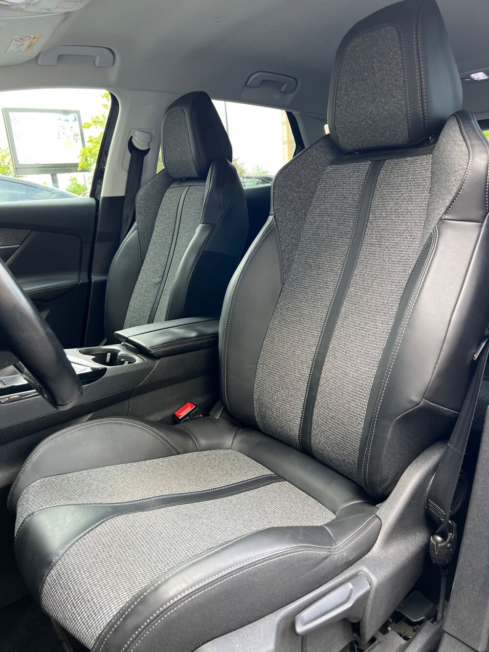 3008 1.2 PURETECH 130ch ALLURE - COURROIE CHANG&Eacute;E/CAM&Eacute;RA 360/HAYO 2018 occasion 57600 Forbach