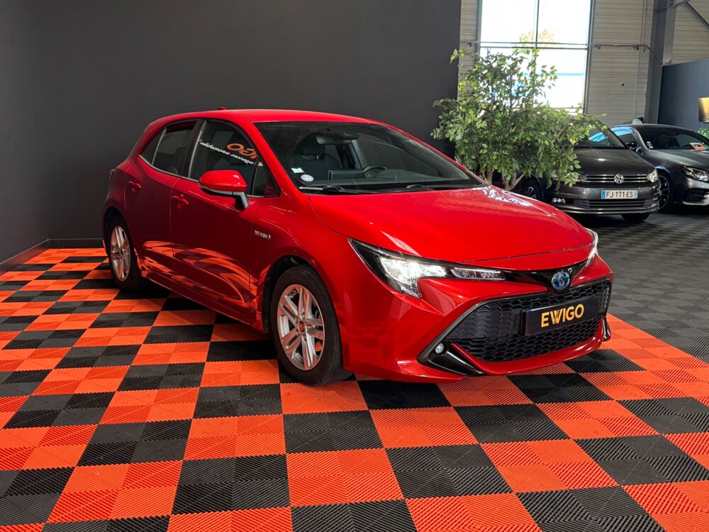 Corolla 1.8 DUAL-VVTI 122CH CVT / CAM&Eacute;RA DE RECUL / R&Eacute;GULATEUR / SI&Egrave; 2020 occasion 29000 Quimper