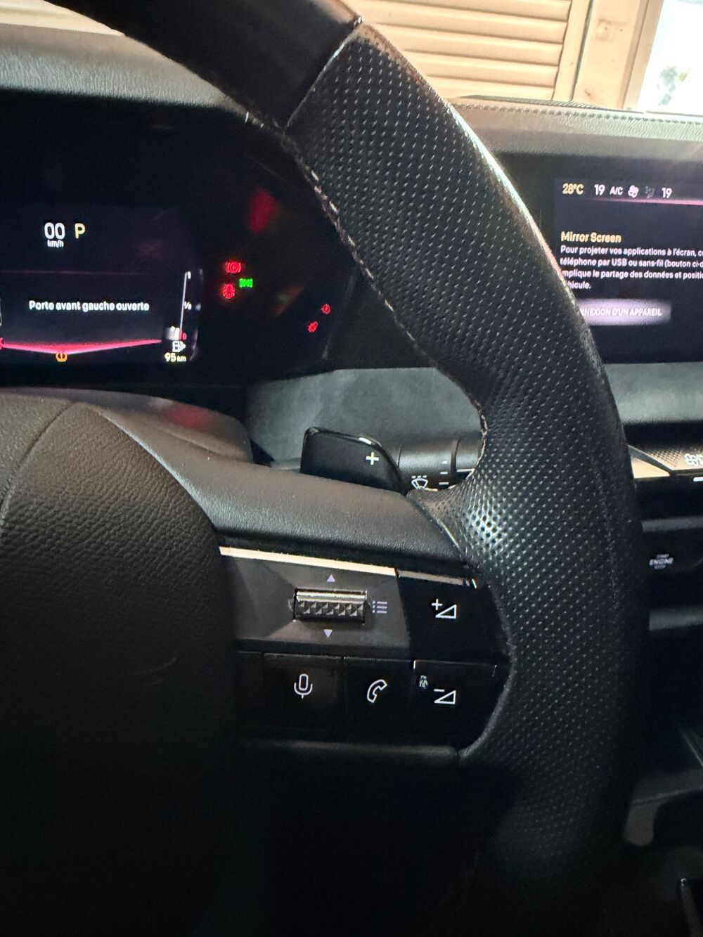 DS4 1.5 BLUEHDI 130CV-PERFORMANCE LINE PLUS EAT BVA-CARPLAY-CAME 2022 occasion 60740 Saint-Maximin