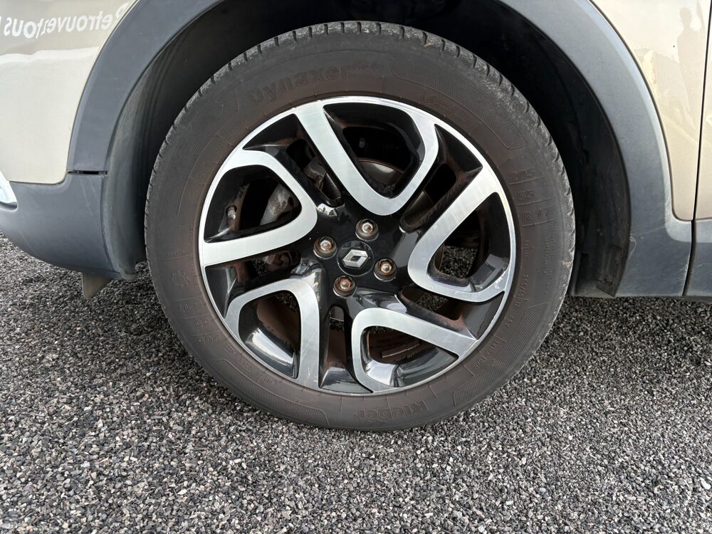 Captur 1.2 TCE 120 INTENS EDC BVA 2014 occasion 64122 Urrugne