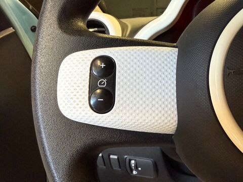 Twingo 1.0 SCE 70 CH COSMIC 2018 occasion 24750 Tr&eacute;lissac