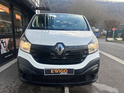 Trafic COMBI 1.6 DCI 125ch L1 LIFE 9 PLACES 2016 occasion 38420 Le Versoud