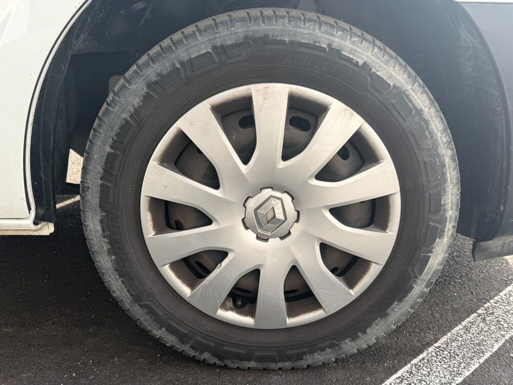 Trafic FOURGON 2.0 DCI 120 L2H1 CONFORT 2021 occasion 17100 Saintes