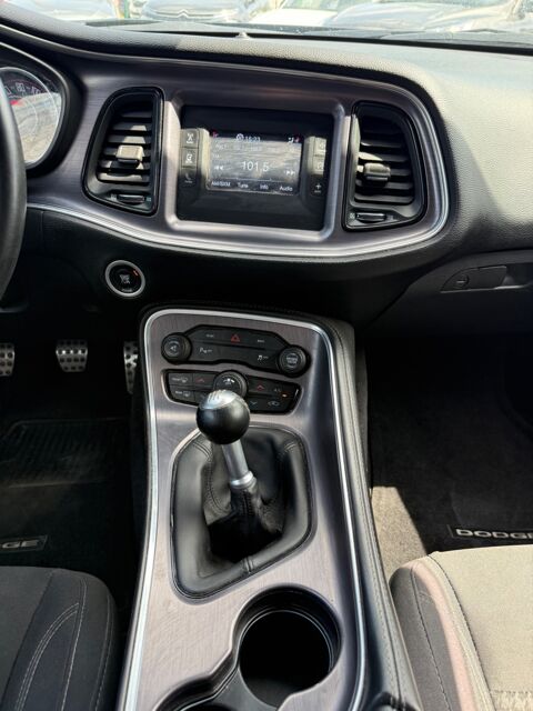 Challenger 5.7 R/T V8 HEMI 375 CH - CAMERA DE RECUL - BLUETOOTH - RADAR 2014 occasion 27000 &Eacute;vreux