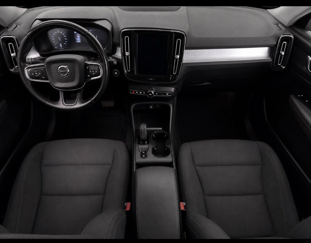 XC40 T5 261 CH RECHARGE HYBRID BUSINESS 2WD DCT / CAMERA DE RECUL 2020 occasion 29000 Quimper