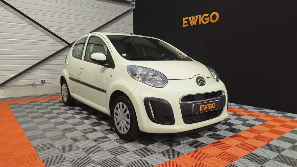 C1 1.0i 70CH CONFORT / IDEAL JEUNE PERMIS / 5 PORTES / BVM5 2012 occasion 17430 Tonnay-Charente