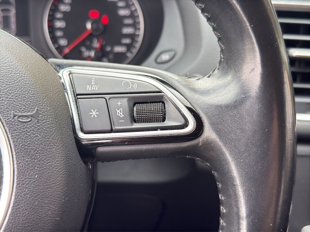 Q3 2.0 TDI 177 AMBITION LUXE QUATTRO S-TRONIC BVA - GARANTIE 6 2013 occasion 68000 Colmar