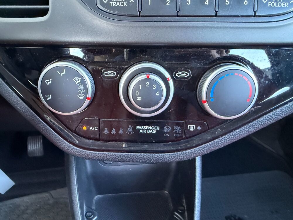 Picanto 1.0 70ch STYLE 2012 occasion 17100 Saintes