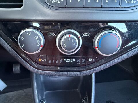 Picanto 1.0 70ch STYLE 2012 occasion 17100 Saintes