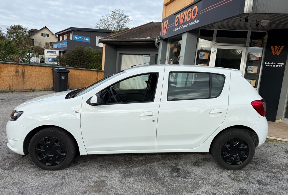 Sandero 0.9 TCE 90 CH Laureate Easy-R BVA 2016 occasion 25000 Besan&ccedil;on