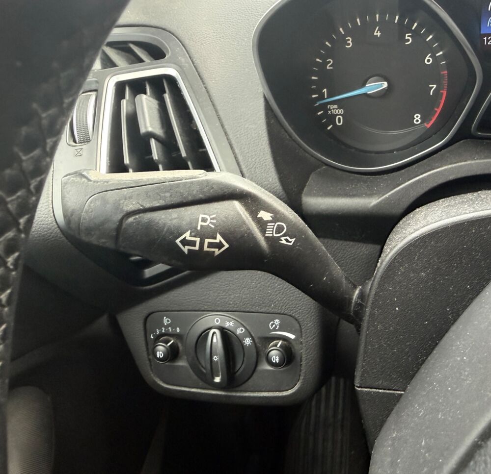 Grand C-MAX 1.0 ECOBOOSt 125 TITANIUM START-STOP 2016 occasion 33100 Bordeaux