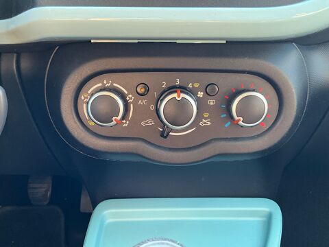 Twingo 1.0 SCE 70 COSMIC / CHAINE DE DISTRIBUTION / GARANTIT 12 MOI 2014 occasion 17000 La Rochelle
