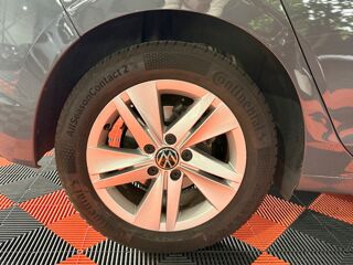 Golf 1.0 TSI 110 BLUEMOTION LIFE BUSINESS / CARPLAY 2021 occasion 29000 Quimper