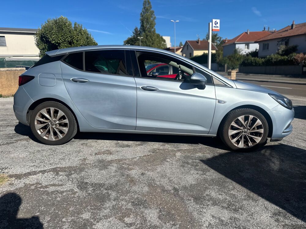 Astra 1.6 CDTI 136CH ELITE SIEGES VOLANT CHAUFFANT bva 2019 occasion 25000 Besan&ccedil;on