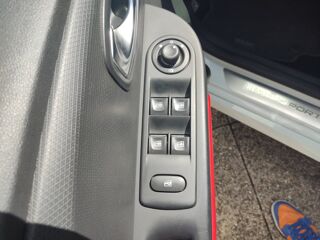 Clio 1.6 200 RS EDC BVA 2015 occasion 69150 D&eacute;cines-Charpieu