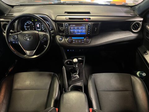 RAV 4 2.0 D-4D 145 DESIGN 4X2 // CAM&Eacute;RA DE RECUL // SI&Egrave;GES &Eacute;LECTRI 2016 occasion 44300 Nantes