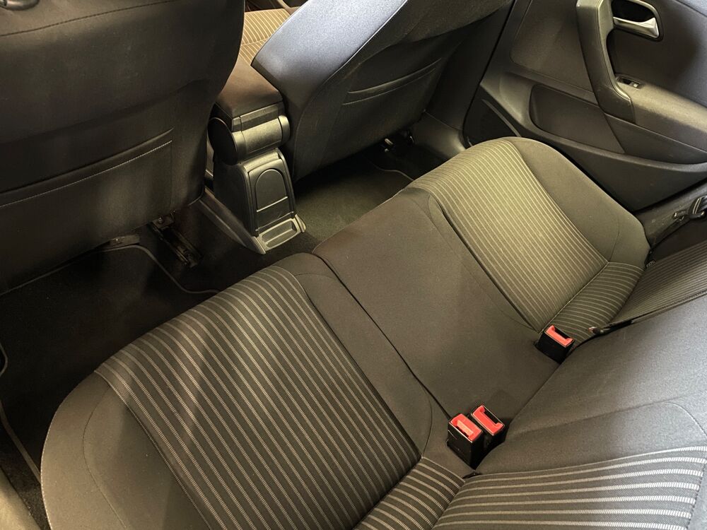 Polo 1.6 TDI 90CH SPORTLINE DSG7 BVA 5P 2011 occasion 69400 Arnas