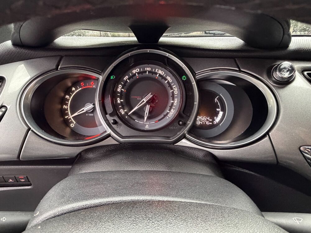 DS3 1.6 HDI 115Ch SPORT CHIC *BLUETOOTH* 2013 occasion 13009 Marseille