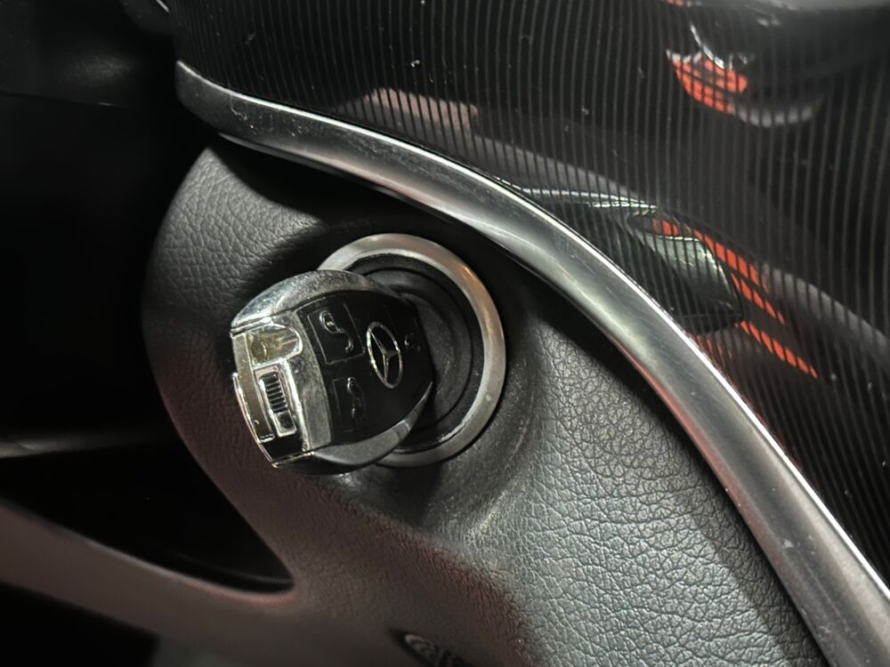 Classe V 2.2 220 CDI 163 CH BVM / 8 PLACES / BLUETOOTH / CAMERA AR / 2015 occasion 29000 Quimper