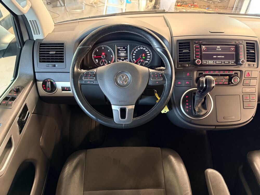 MULTIVAN T5 2.0 BITDI 180 Ch BULLI 4MOTION DSG7 - 7 PLACES - MOTEUR N 2014 occasion 79000 Niort
