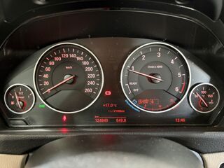 S&eacute;rie 3 2.0 318 D 150 CH LUXURY / TOIT OUVRANT / RADARS AV & AR / SI 2016 occasion 29000 Quimper