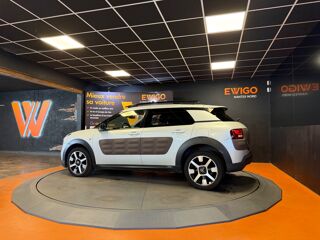C4 cactus 1.6 BLUEHDI 100 SHINE // CAMERA DE RECUL // CLIMATISATION // 2015 occasion 44300 Nantes