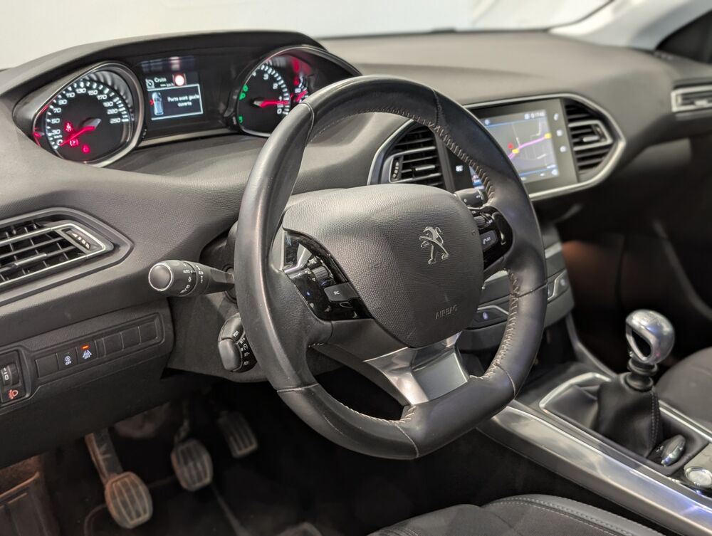 308 1.2 PURETECH 130ch ALLURE START-STOP 2019 occasion 90160 Bessoncourt