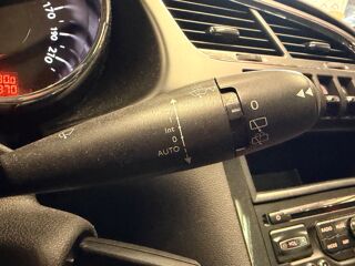 3008 GENERATION-I 1.6 HDI 115 Ch ALLURE GPS/ RADAR DE RECUL 2013 occasion 24750 Tr&eacute;lissac