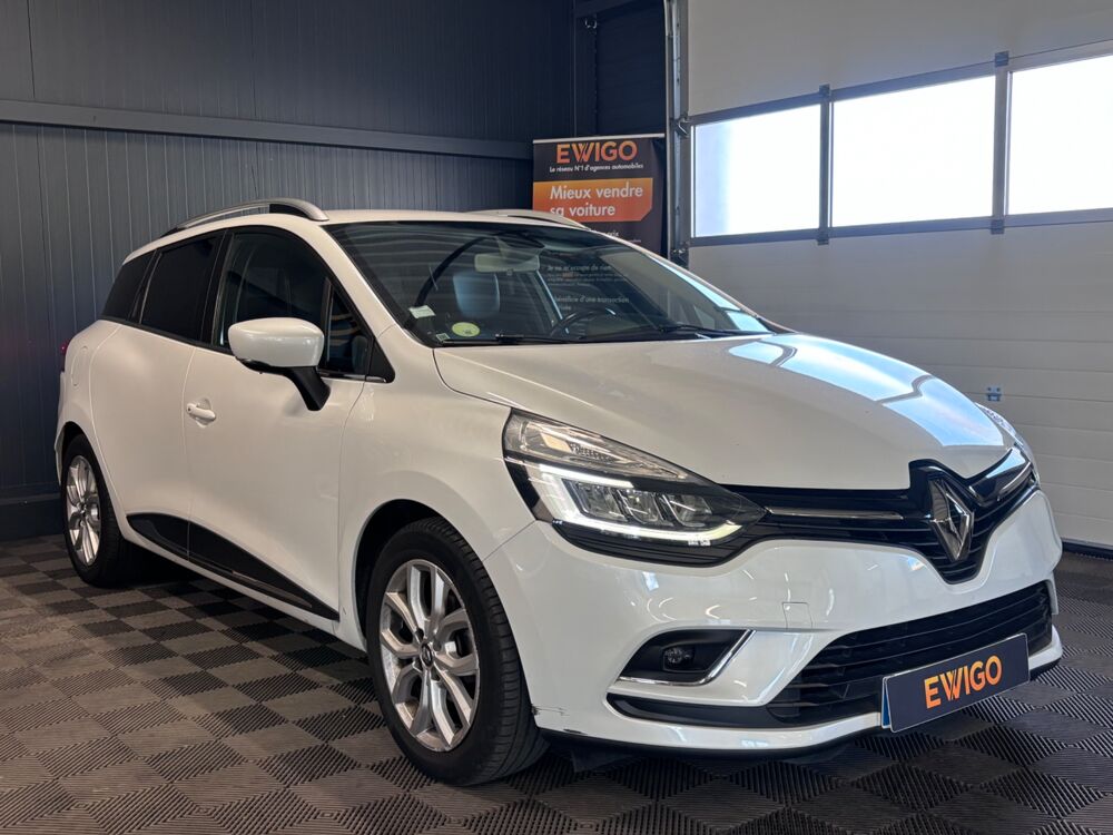 Clio ESTATE 1.5 DCI 110 Ch - LIMITED - ENTRETIEN CONSTRUCTEUR - D 2017 occasion 79000 Niort