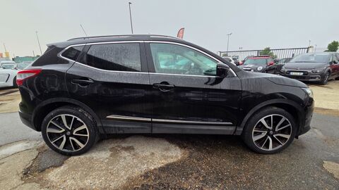 Qashqai 1.2 DIGT 115ch TEKNA 2WD X-TRONIC - CAMERA 360 - TOIT PANO - 2015 occasion 27000 &Eacute;vreux