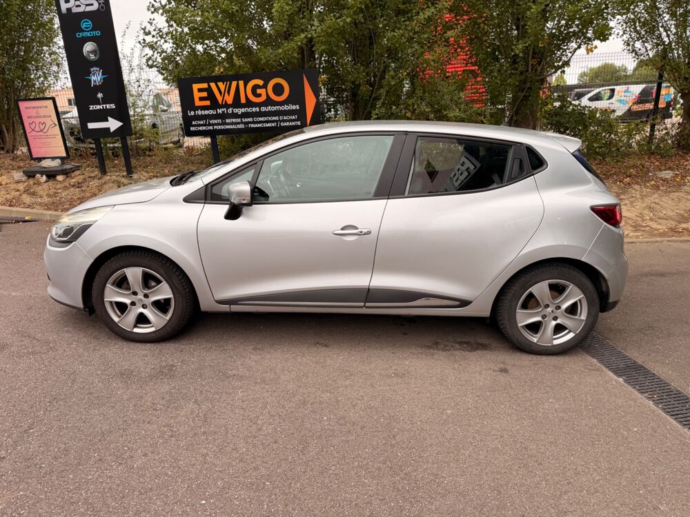Clio 1.5 DCI 90Ch INTENS - SUIVI CONSTRUCTEUR - CAM&Eacute;RA DE RECUL - 2016 occasion 76150 Saint-Jean-du-Cardonnay