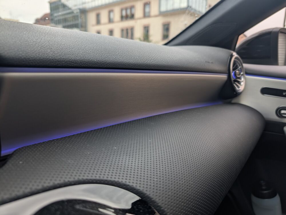 Classe A BERLINE 180D 116ch AMG LINE 8G-DCT BVA - CARPLAY SIEGES ELEC 2024 occasion 57600 Forbach
