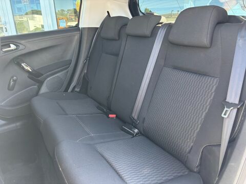 208 1.2 PURETECH 82ch STYLE 5P / DISTRIBUTION OK / BLUETOOTH / C 2016 occasion 64122 Urrugne