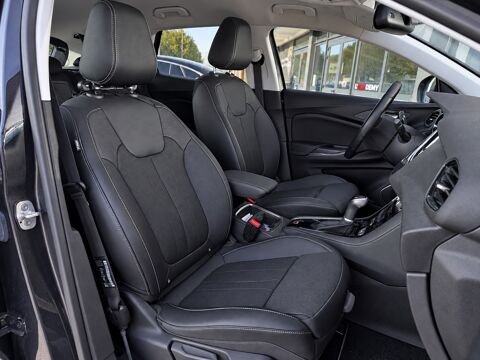Grandland x 1.2 130Ch - ULTIMATE BVA8 - CARPLAY - SI&Egrave;GES CHAUFFANTS - EN 2019 occasion 26000 Valence
