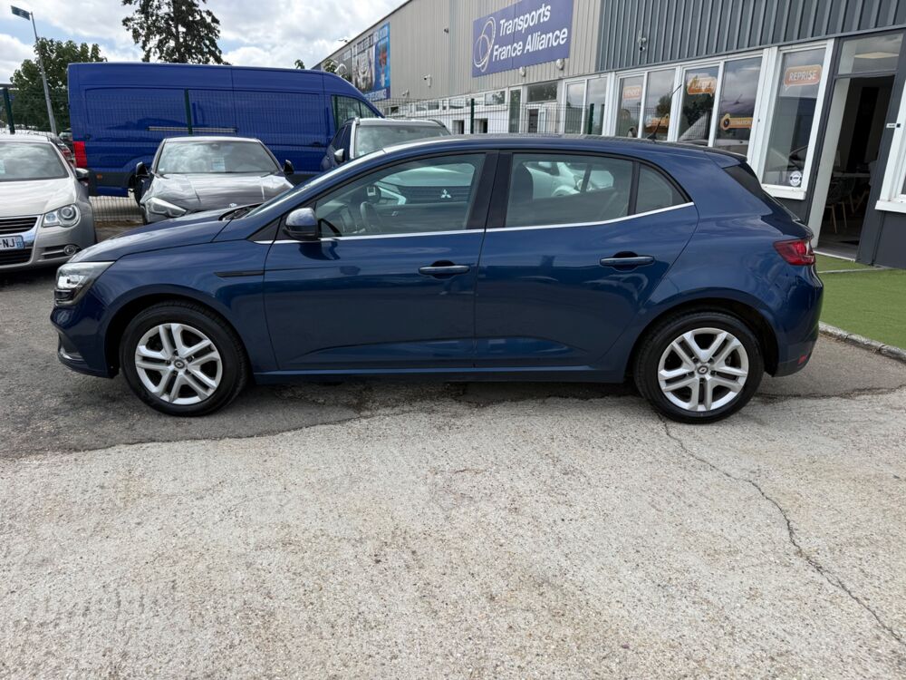 M&eacute;gane V Hatchback 1.5 dCi 16V 110CH - GPS - RADAR DE RECUL - R&Eacute;GUL 2018 occasion 27000 &Eacute;vreux