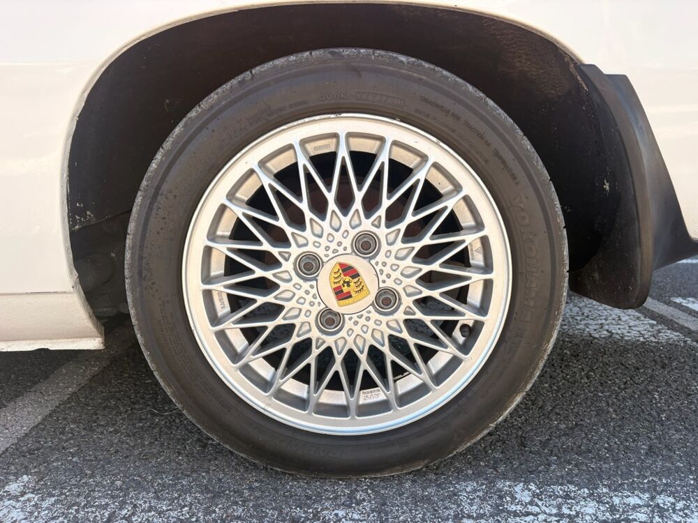 924 2.0 125 ch 1982 occasion 64320 Idron