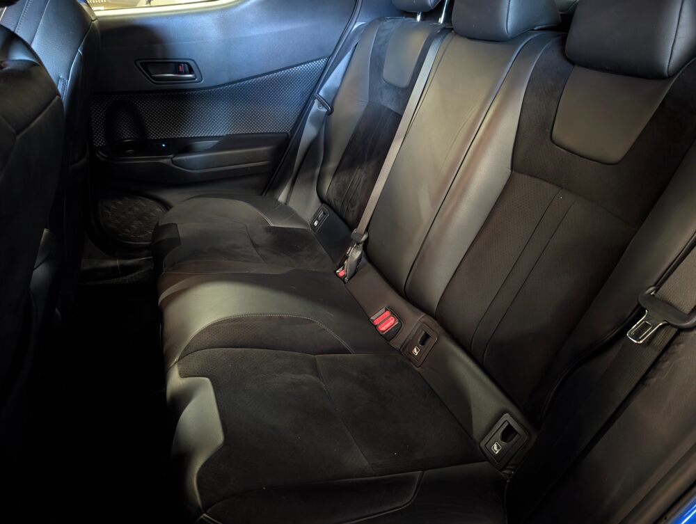 C-HR HYBRID 122CV COLLECTION - JBL - 2EME MAIN - ENTRETIEN ET GAR 2019 occasion 69400 Arnas