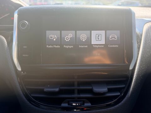 208 1.2 PURETECH 82 CH STYLE + RADAR AR 2017 occasion 97410 Saint-Pierre