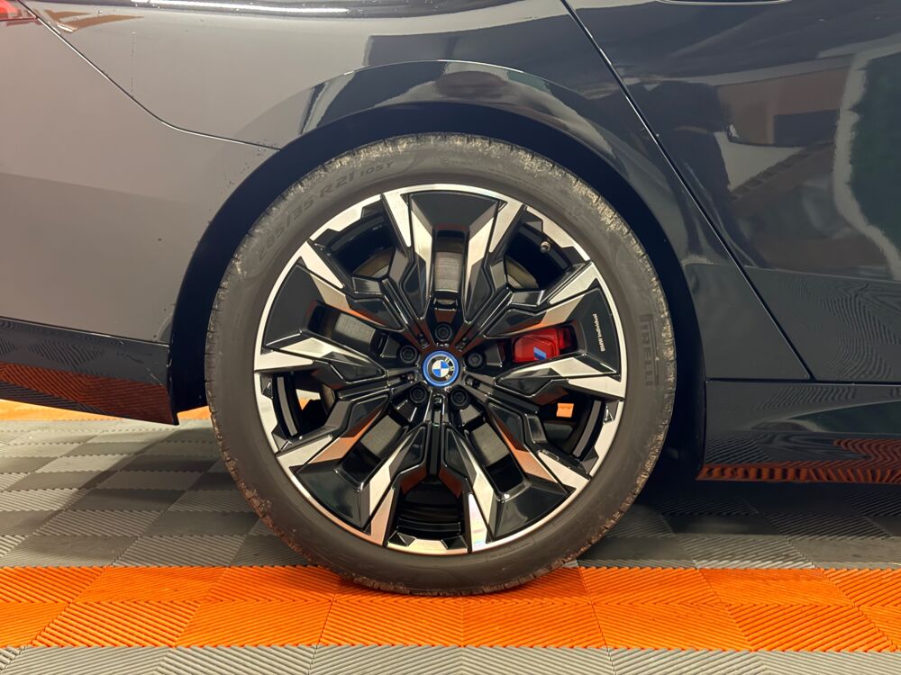 S&eacute;rie 5 3.0 550 E 490H 315 PHEV HYBRID 19KWH XDRIVE BVA 2025 occasion 76190 &Eacute;calles-Alix