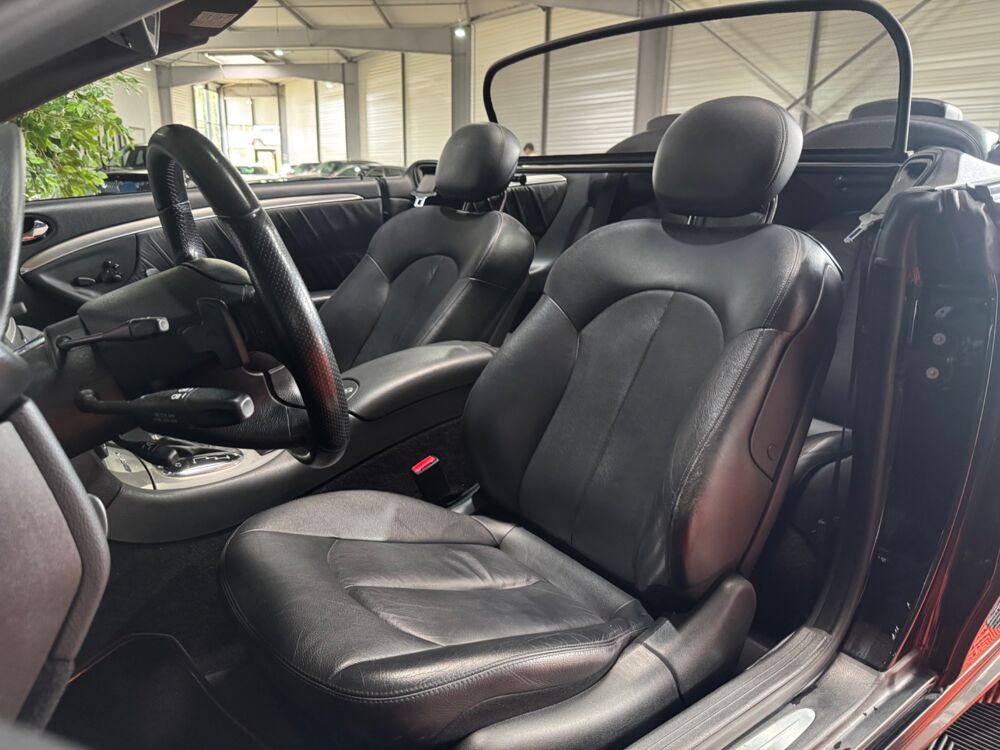 Classe A CABRIOLET 3.0 320 CDi 224 CH AVANTGARDE 7G-TRONIC / ENTRETIE 2007 occasion 29000 Quimper