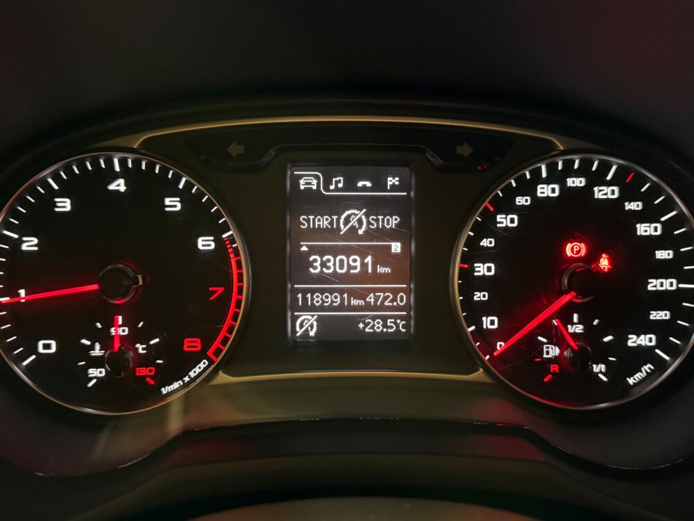 A1 SPORTBACK 1.0 TFSI 95 Ch ULTRA AMBIENTE 2016 occasion 24750 Tr&eacute;lissac