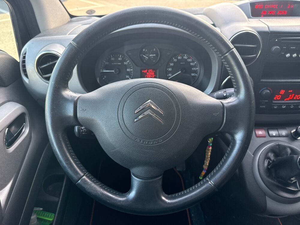 Berlingo COMBI MULTISPACE 1.6 HDI 90ch / ATTELAGE 2011 occasion 17100 Saintes