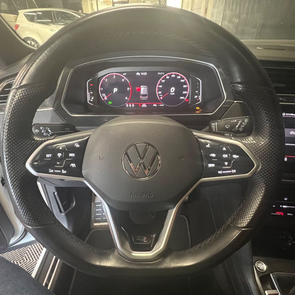 Tiguan 2.0 TDI 150ch DSG7 R-LINE EXCLUSIVE TOIT PANORAMIQUE CAMERA 2023 occasion 26100 Romans-sur-Is&egrave;re
