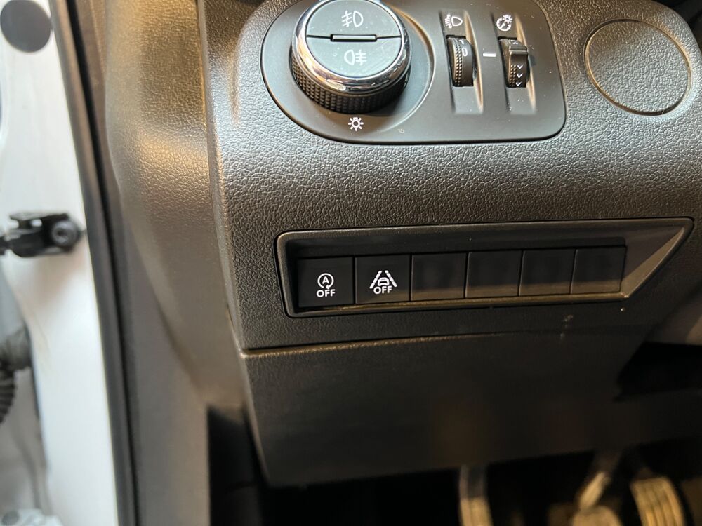 Combo VU FOURGON 1.5 TD 100 L N1 CARGO PACK TECHNOLOGIE // CARPLAY // 2020 occasion 33320 Eysines